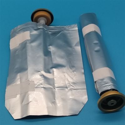 Tas Aerosol Wanita Inovatif Pada Katup Untuk Perlindungan Dan Dispensing yang Tepat
